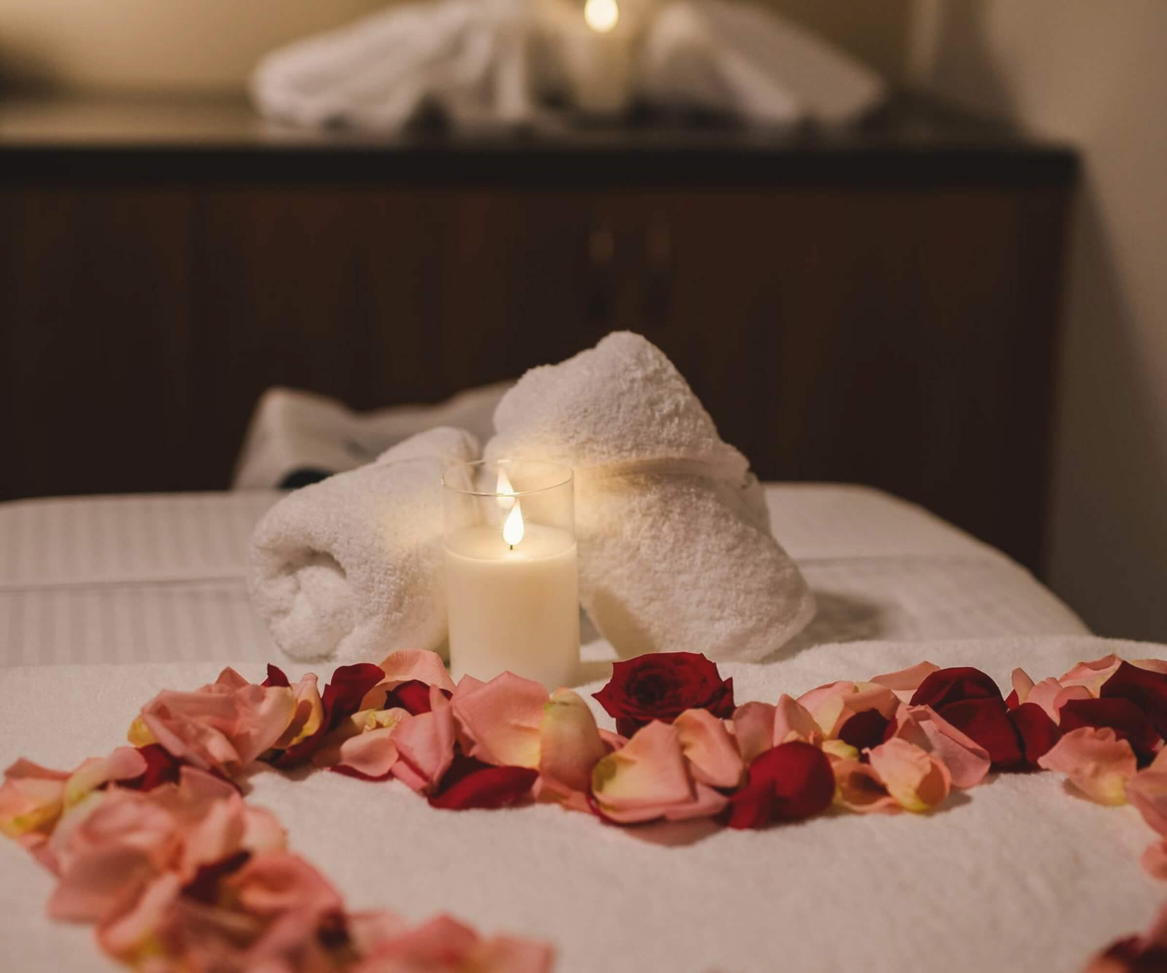 Couples massage for two